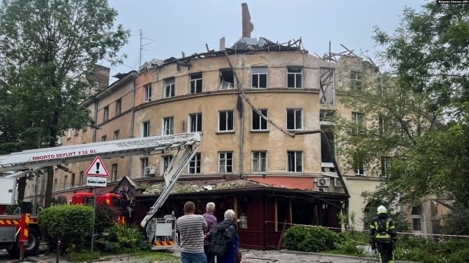 Чи будуть відновлювати будинки на Стрийській та яка ситуація з кишковими інфекціями на Львівщині. Підсумки доби