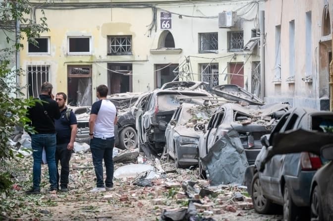 Кількість загиблих внаслідок удару по Львову знову зросла. Рятувальну операцію завершено