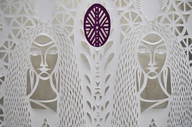 Витинанки львівської майстрині Дарії Альошкіної покажуть у німецькому Гамбурзі