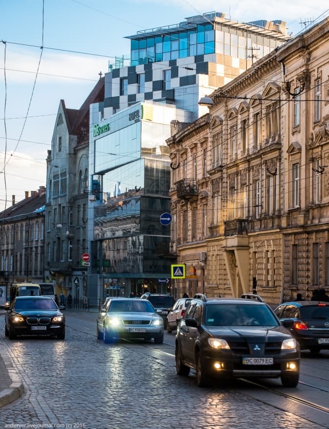 Затримання терориста у Луцьку та посилення заходів безпеки на Львівщині. Головне за ніч і минулу добу