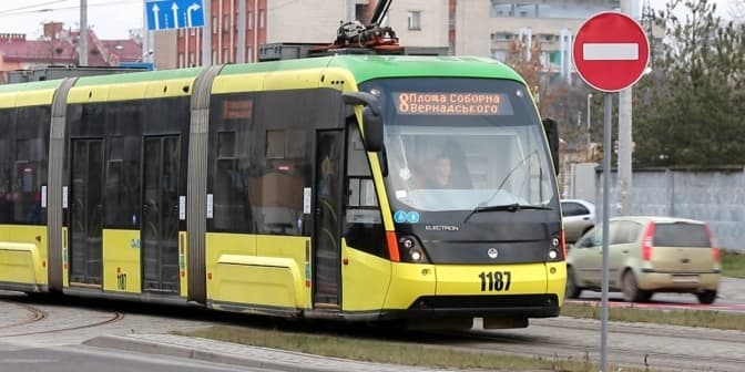 Завтра у Львові тимчасово обмежать рух трамваїв на Сихові