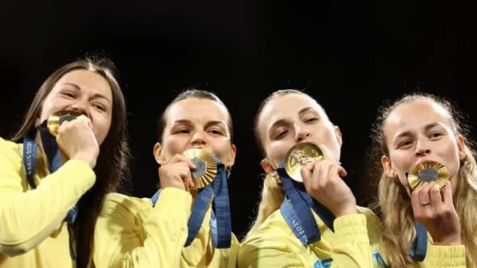 Українські фехтувальниці здобули перше золото на Олімпіаді-2024