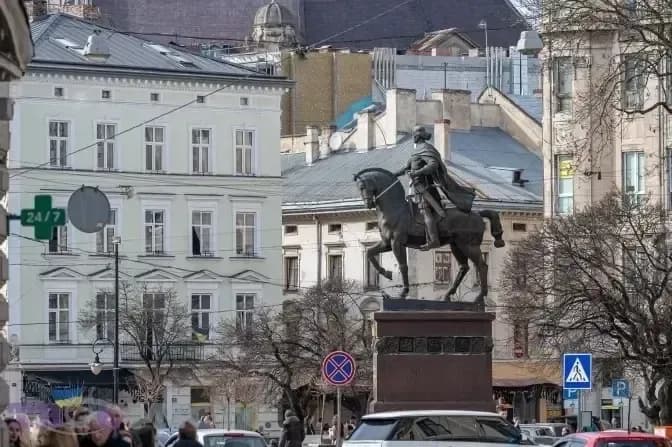 Пам'ятник Королю Данилу у Львові / фото: Твоє місто
