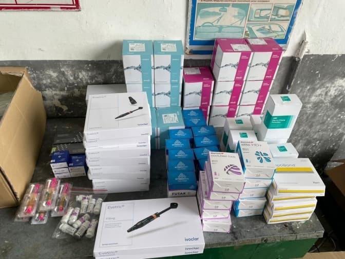 На Львівщині виявили понад 350 контрабандних стоматологічних товарів