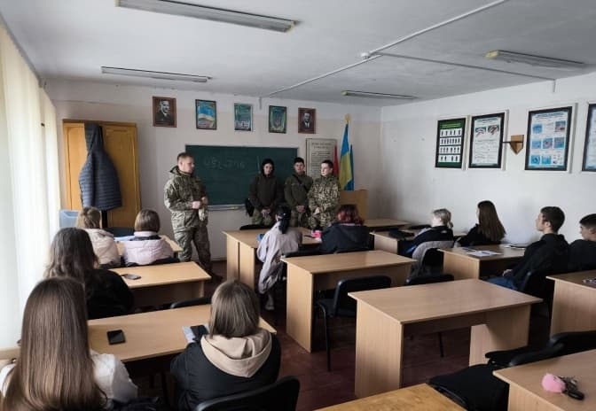 На Львівщині тривають агітаційні заходи щодо вступу у військові виші