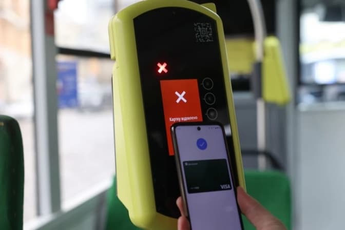 У деяких львівських автобусах не працюють валідатори. Контролери продовжують виписувати штрафи