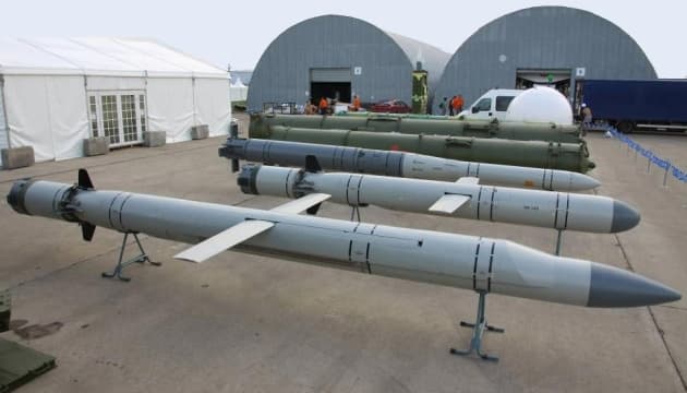 рф тримає напоготові у Чорному морі 24 ракети «Калібр»