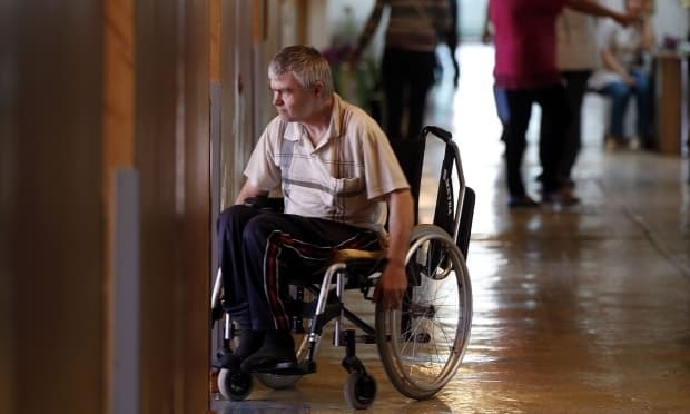 Стадіони в Україні робитимуть доступними для людей з інвалідністю