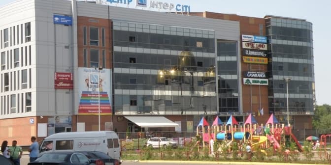 У ТЦ «Інтерсіті» на Сихові, звідки виселили «Кримську перепічку», відкриють АТБ