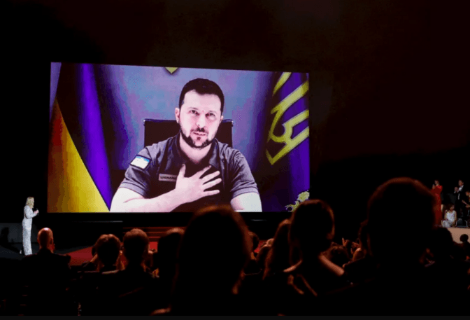 «Україна у фокусі». Зеленський виступив на відкритті кінофестивалю у Каннах