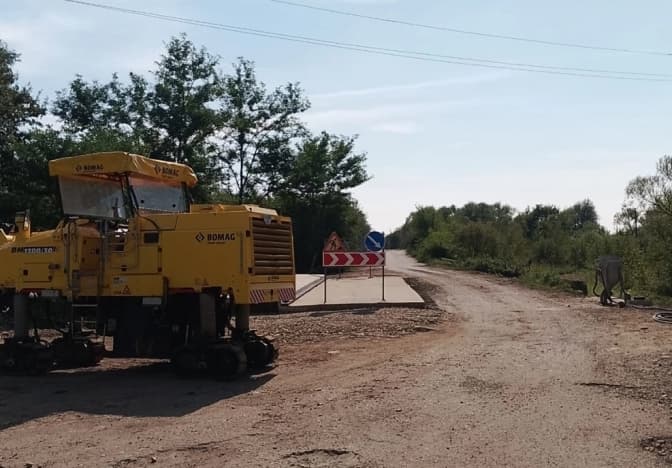 У Стрийському районі триває ремонт мосту: які роботи виконали