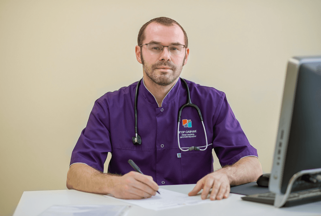 Молоко, пил і надмірна чистота. Чому в дітей виникає алергія і як боротись