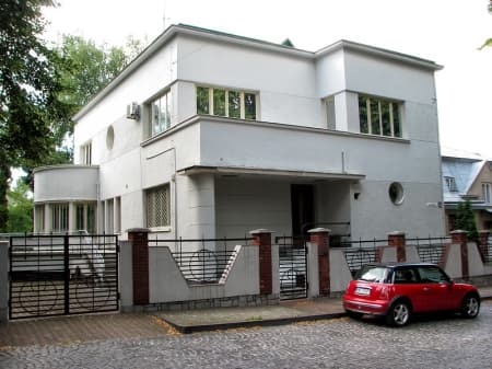 Президентську резиденцію у Львові знову намагаються продати