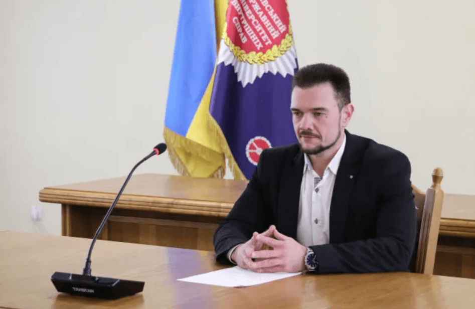 Один з власників приватного університету у Львові, де СБУ викрила фіктивних студентів, хоче стати суддею