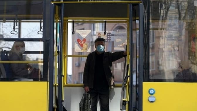 Переповнені лікарні у Львові та подробиці справи проти Томосу. Головне за ніч і минулу добу