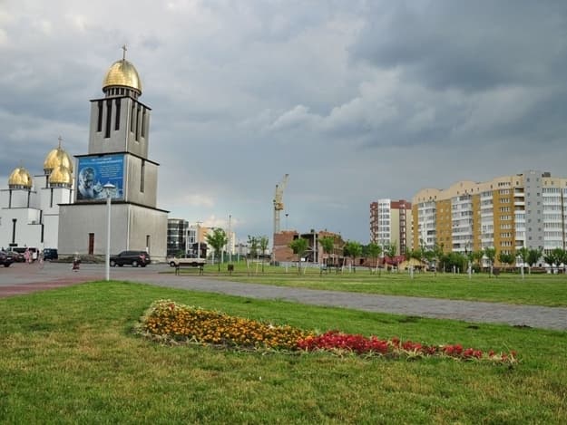 Петиція про збереження парку Івана Павла ІІ на Сихові зібрала необхідні пів тисячі підписів