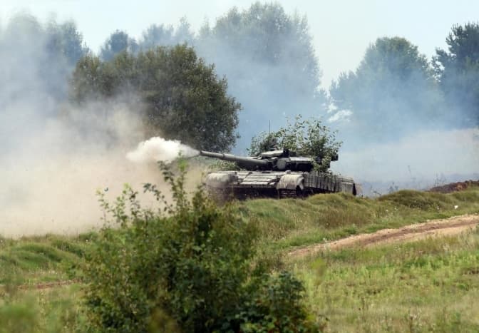 Російські окупанти наступають на двох напрямках на Донеччині, – Генштаб