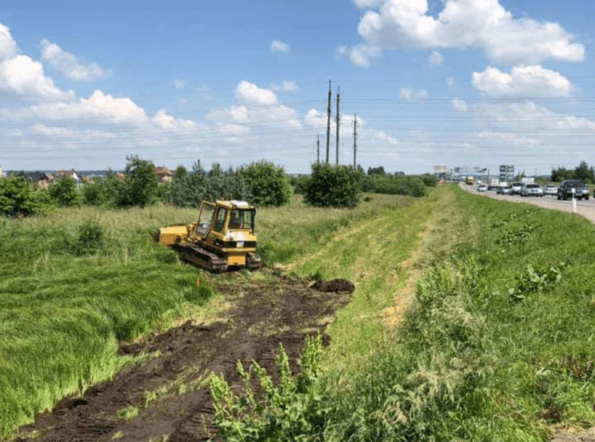 На кільцевій Львова почали розширювати дорогу