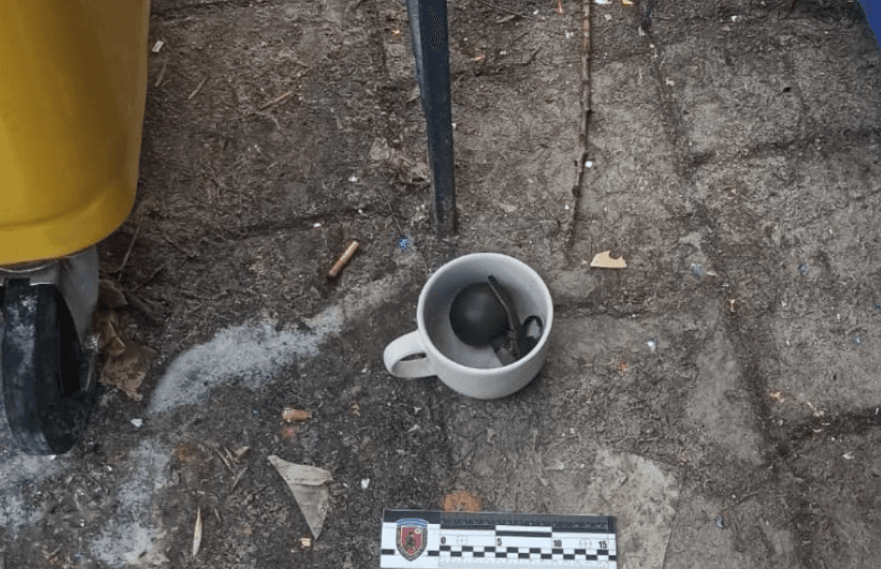 У поліції розповіли деталі про гранату на вул. Володимира Великого