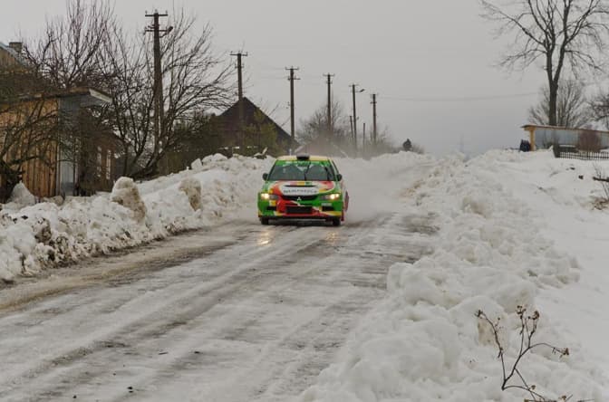 На Львівщині проходять змагання з авторалі «Зимові вершини». Фото