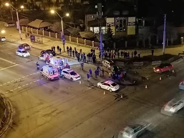 У Львові поліцейські оприлюднили відео аварії на перехресті Любінської – Виговського