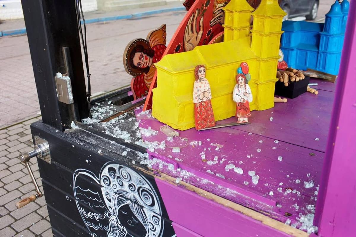 Житель Львівщини розтрощив різдвяну шопку в Івано-Франківську