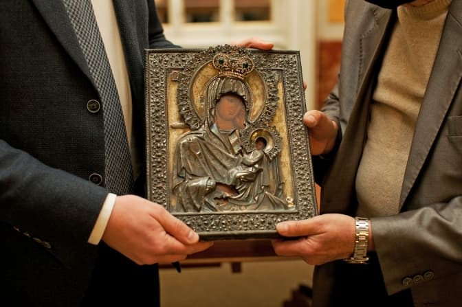 Львівській галереї мистецтв передали конфісковану на митниці цінну ікону