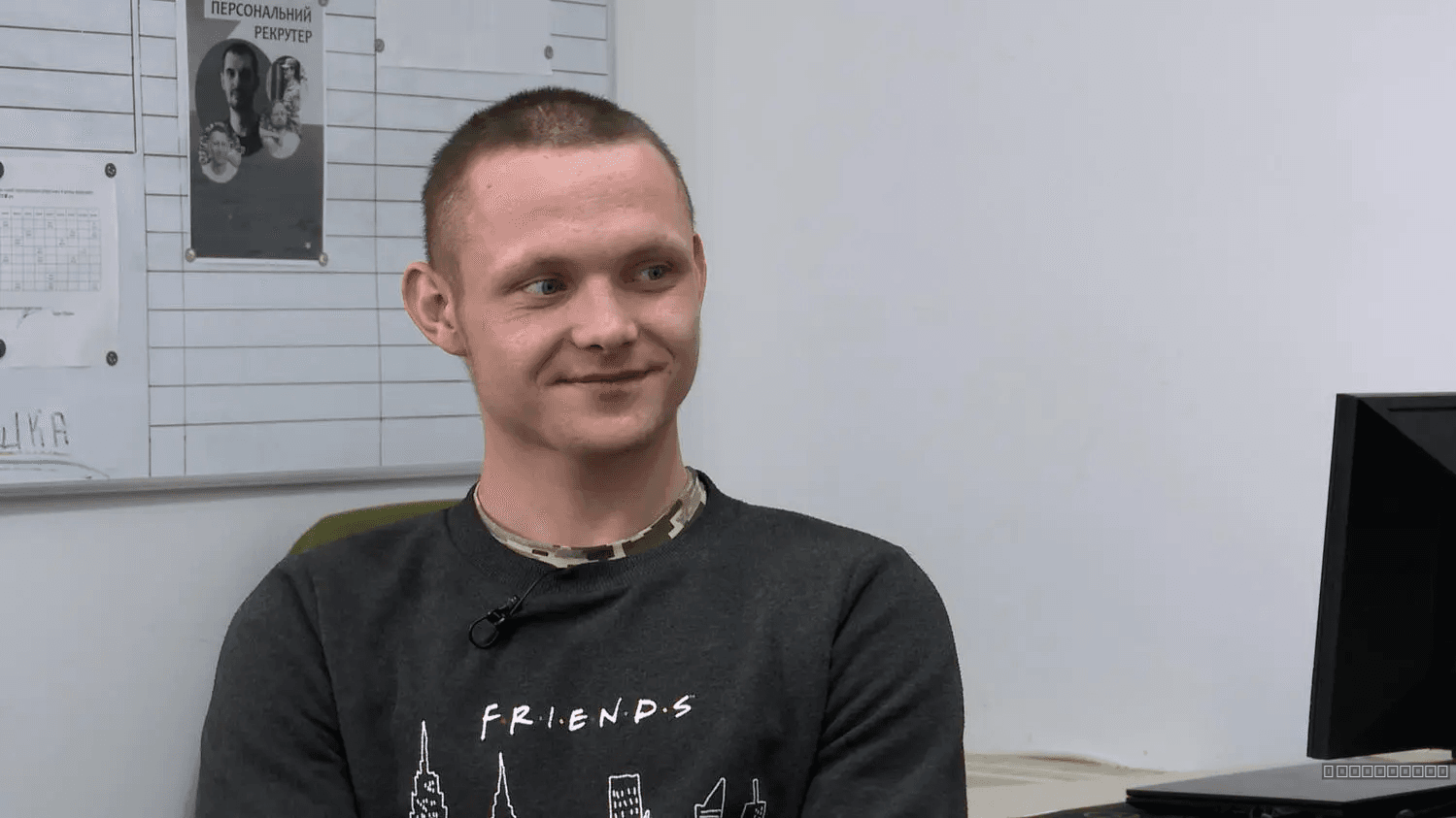 18-річний Назарій з Івано-Франківщини підписав контракт на розвідника / Фото: Твоє місто 