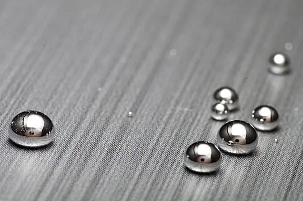 На Львівщині чоловік незаконно продав 9,5 кг ртуті за 50 тисяч доларів