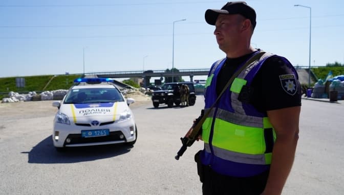 Можливі провокації рф. У поліції закликали українців не ігнорувати повітряну тривогу наступного тижня