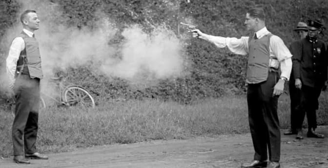 Перший бронежилет винайшов винахідник з Львівщини, який листувався з Марком Твеном. Історія одного вченого