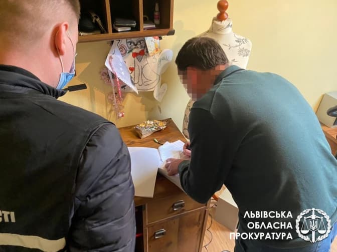 Підрядника, якого підозрюють в афері із ремонтом доріг на Львівщині, посадили під домашній арешт