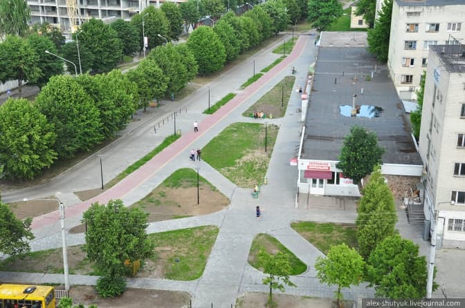 Як змінився простір біля вулиці Тролейбусної. Фото до і після