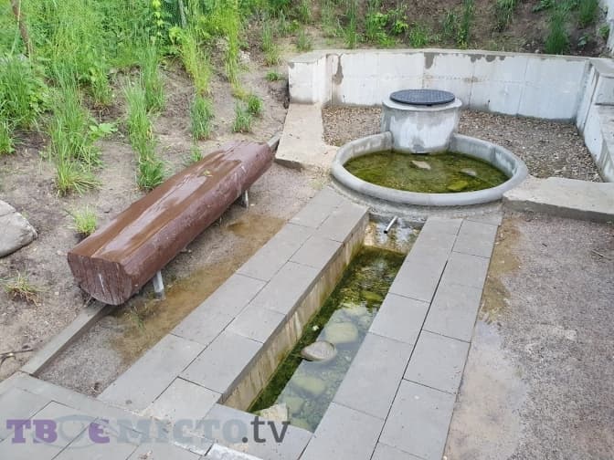 Мешканці просять ще раз переглянути благоустрій джерела біля озера Стосика у Львові