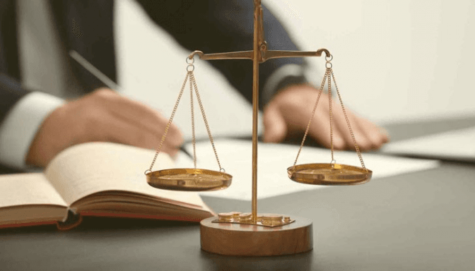 Четверо львівських адвокатів отримали нагороди від Садового. Що про них відомо