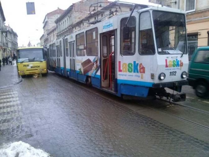 Ситуація на дорогах Львова: затор на Личаківській