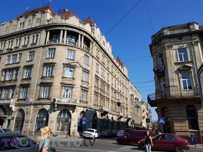 Нетуристичний Львів: сецесія над річкою та палаци Пекарської