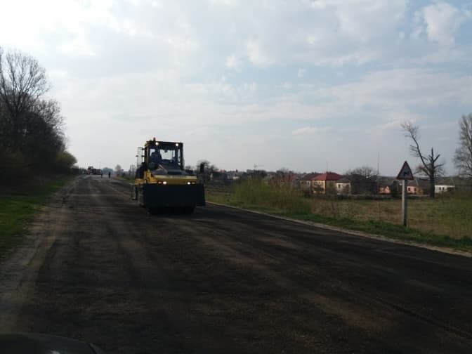 Через ремонт міжнародної траси на Львівщині можливі обмеження руху