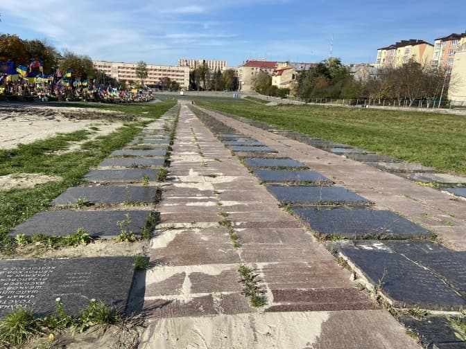 «У радянські часи ніхто не займався увічненням пам’яті». У Львові розпочали другий етап ексгумації давніх поховань