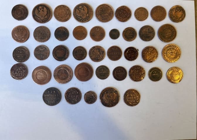 На Львівщині прикордонники виявили самовар з стародавніми монетами