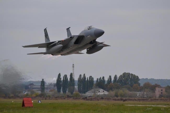 Російський агресор знову завдав удар по Старокостянтинові