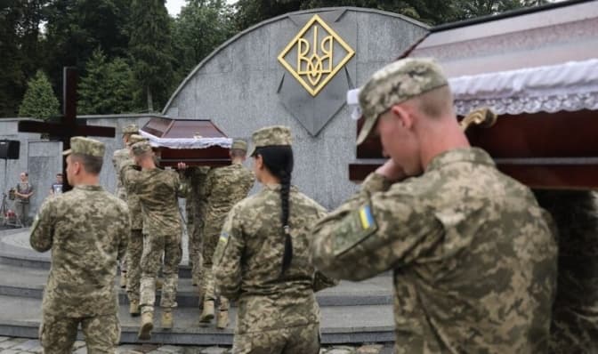Львів попрощається з трьома захисниками. Ким вони були