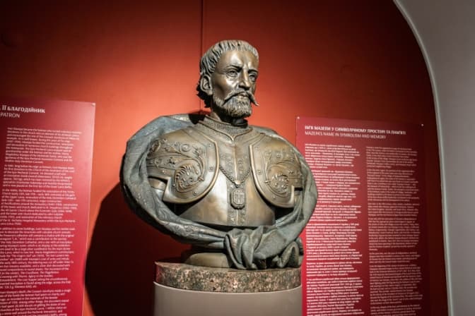 У Києво-Печерській лаврі відкрили погруддя Івана Мазепи