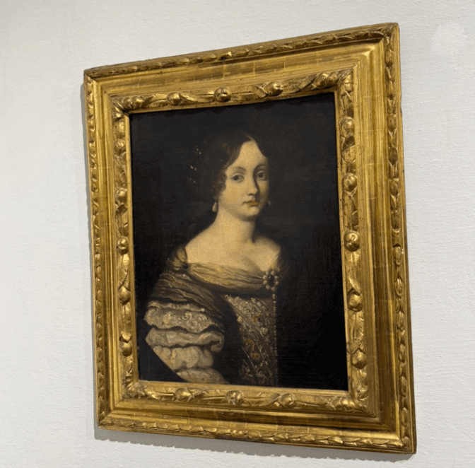 У Жовківському замку відкрили постійну експозицію про історію та мистецтво. Фото