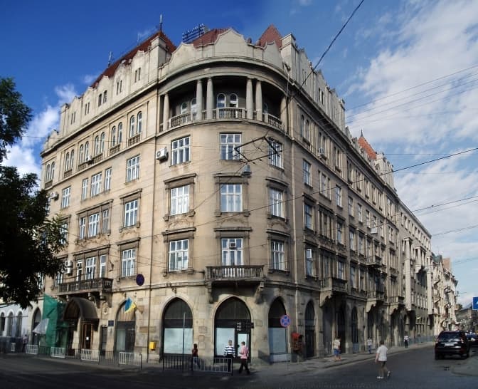 Найбагатші голови судів Львова. Що заробили та придбали у 2022 році