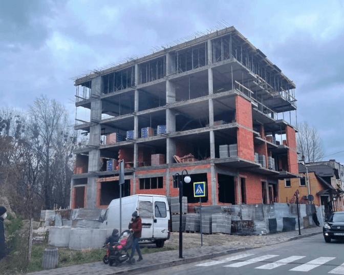 Будівництво житлового будинку в Рудному. Фото: Львів. Агломерація