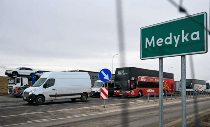 На одному з пунктів пропуску Львівщини можливий ускладнений рух впродовж двох місяців