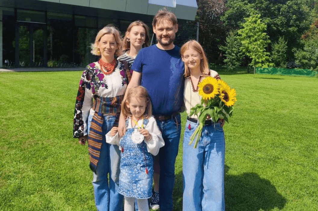 Прощання з матір'ю і трьома доньками у Львові. Трансляція