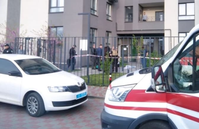 Поліція встановила особи підлітків, які загинули у Львові після падіння з висоти