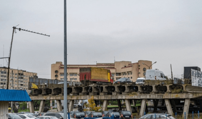 Львівські депутати підтримали петицію про добудову моста через Наукову